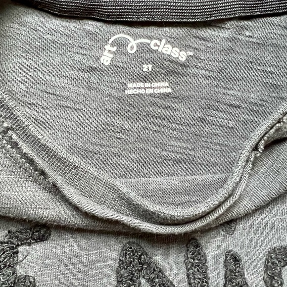 Art class 3/4 sleeve 2T adorable shirt - Picture 4 of 4